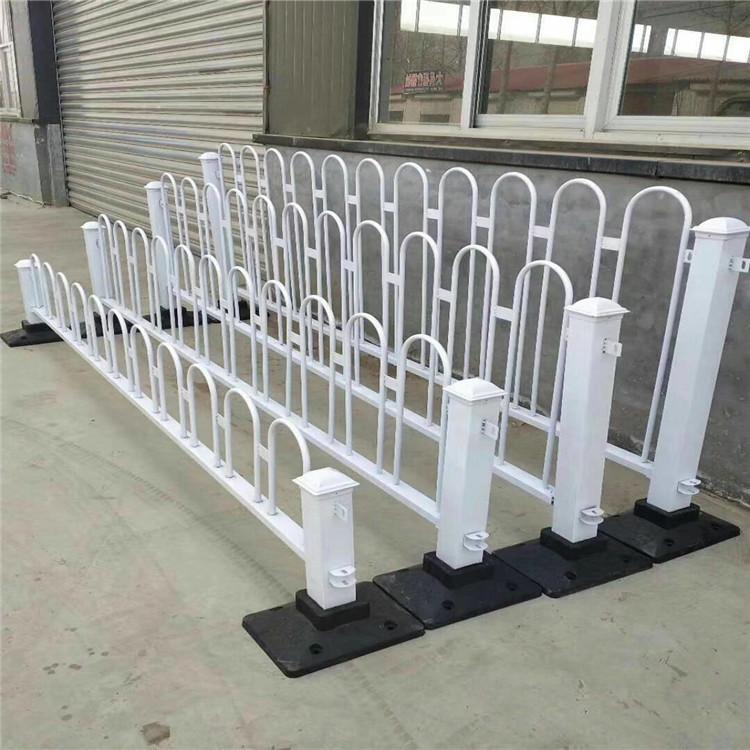 道路护栏市政道路交通护栏 城市道路隔离防护栏市政护栏