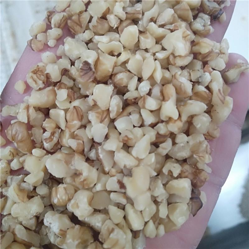 2021年核桃仁碎 四路碎核桃仁 食品厂核桃仁碎粒批发厂家