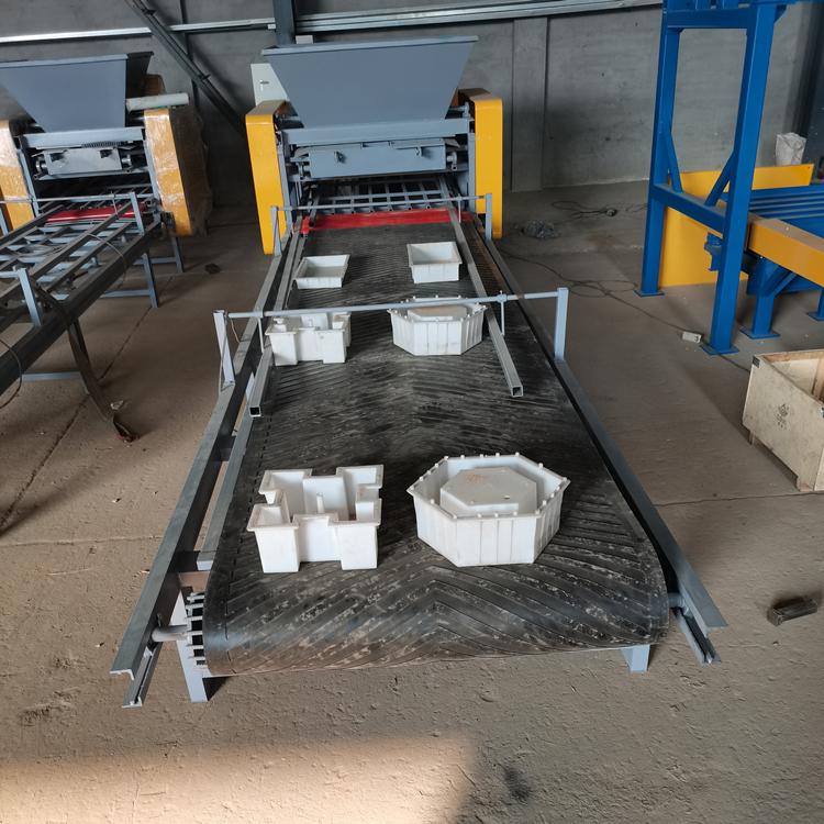 边坡预制件生产线厂家 护坡砖预制件设备