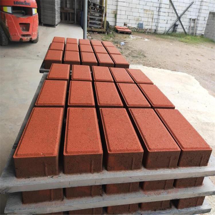 路面砖生产商
