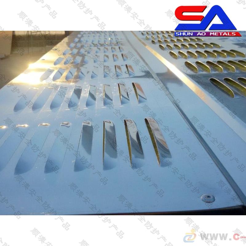 穿孔消音声屏障_河北移动式隔音墙_高速用声屏障批量供应