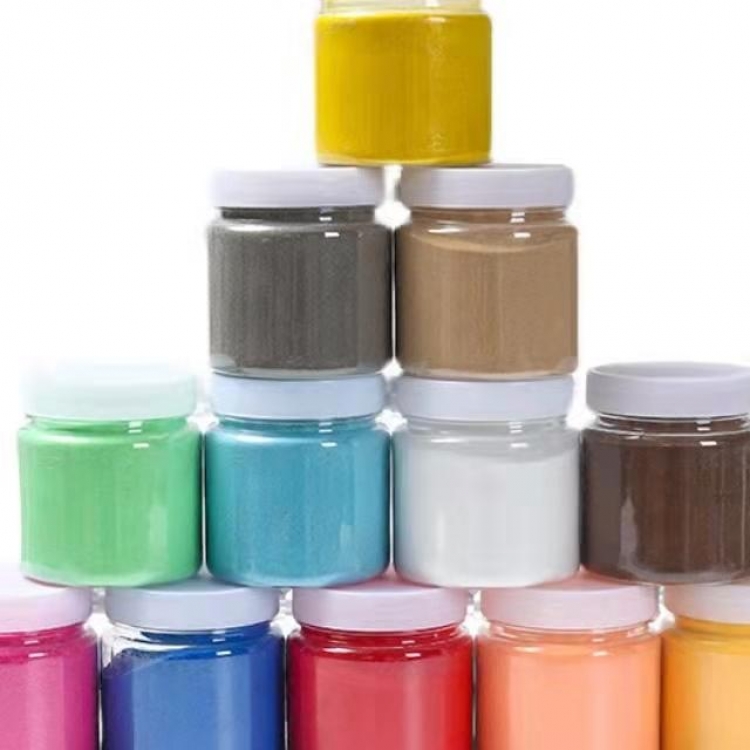  厂家批发真石漆彩    环保耐磨烧结彩砂 河北烧结彩砂基地