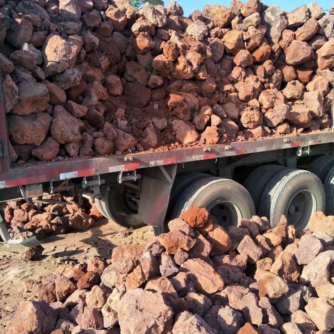 现货供应红色火山石黑色火山石火山石粉火山石颗粒火山石板
