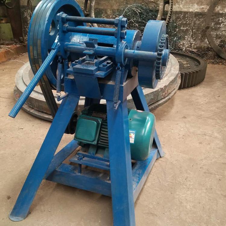 轮胎割顶设备 加工轮胎切条机 废旧轮胎切条设备