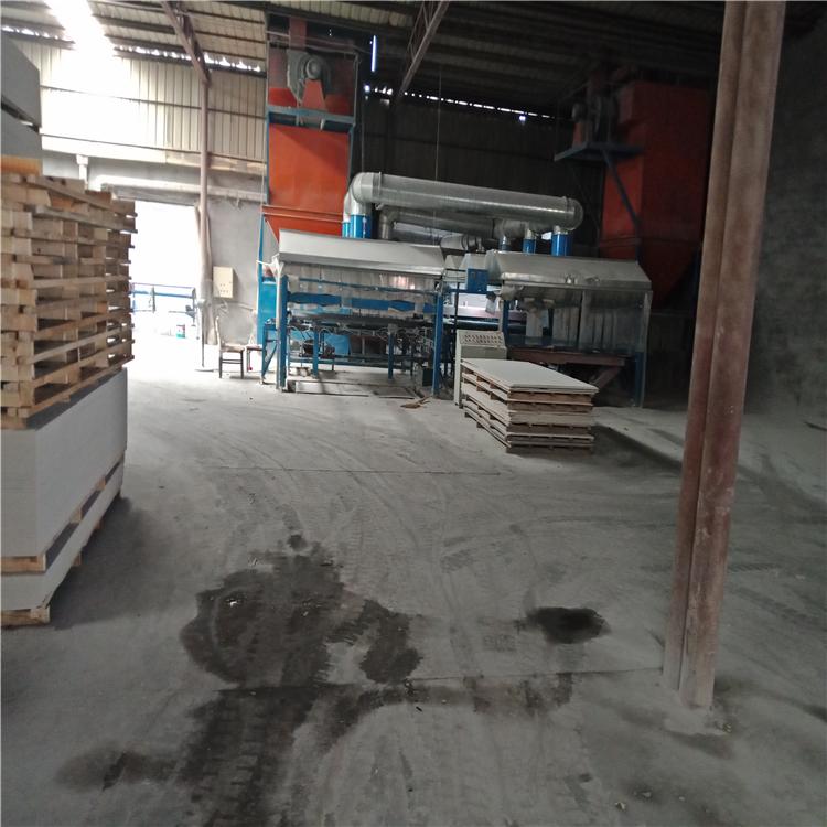 硅酸钙复合板 耐燃A1级硅酸钙板 长期供应 泰牛