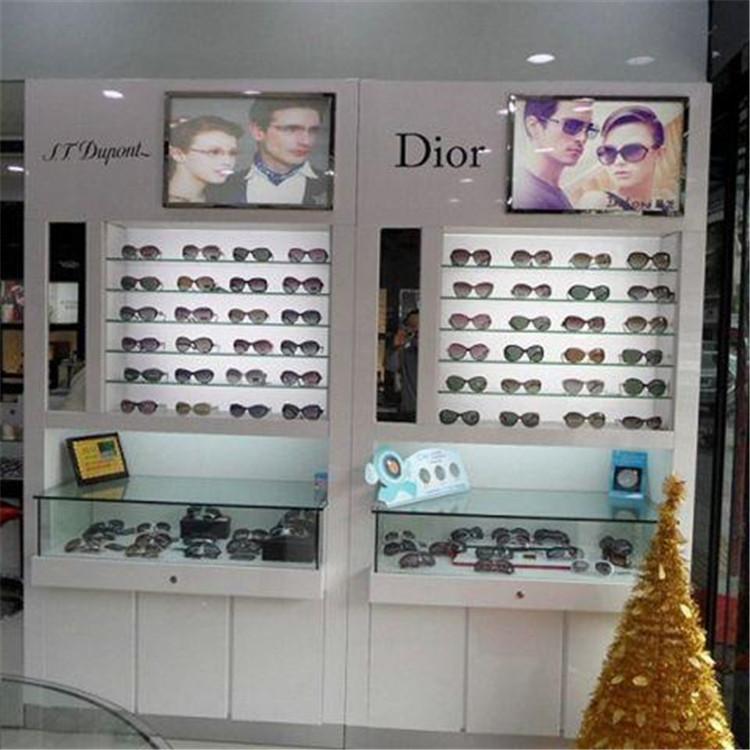 厂家直销按需定制服装展柜品质保证