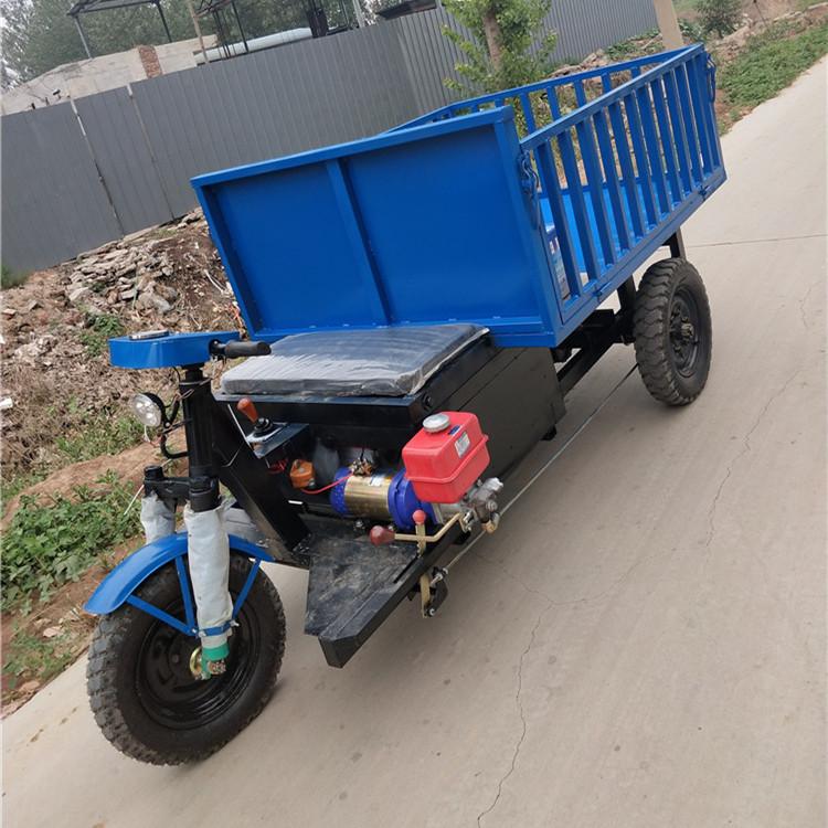 小型农用三轮车 狭窄区域柴油三轮车 翻斗自卸工程三轮车