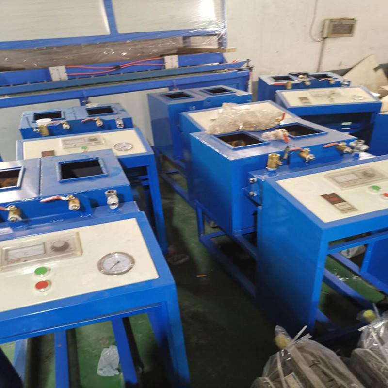 多功能发泡机 墙体冷库硬质黑白料保温喷涂机 小型发泡机厂商