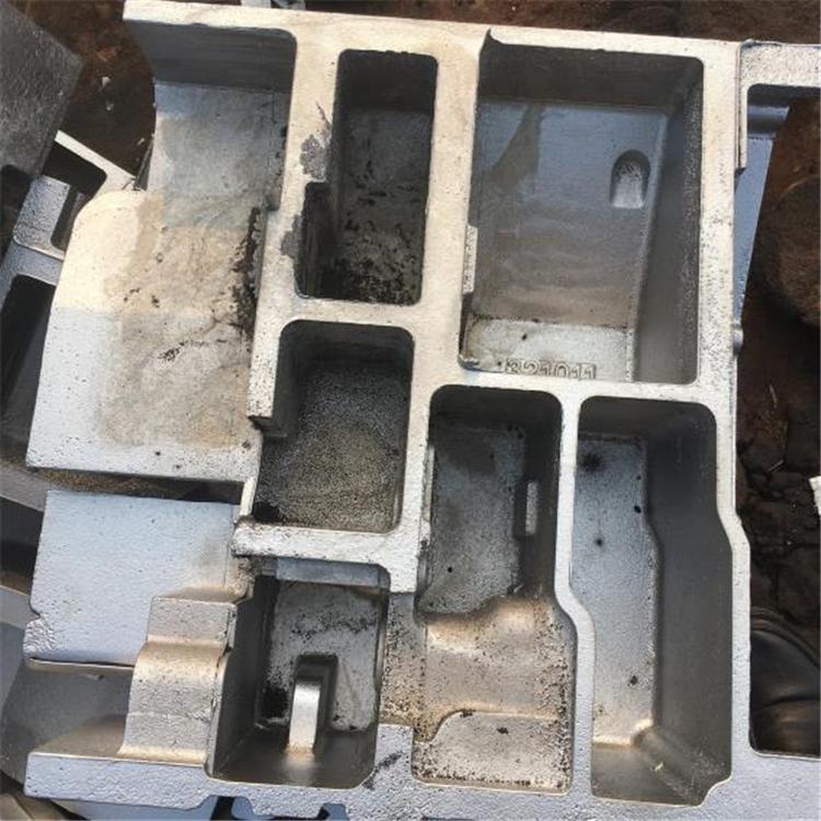 压铸铝件 翻砂铝铸件 提供铝合金压铸加工