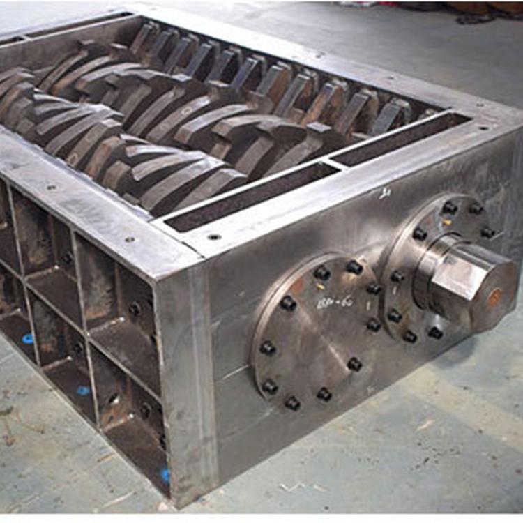 撕裂机 信诚净化 铝合金破碎机 工业垃圾撕碎机