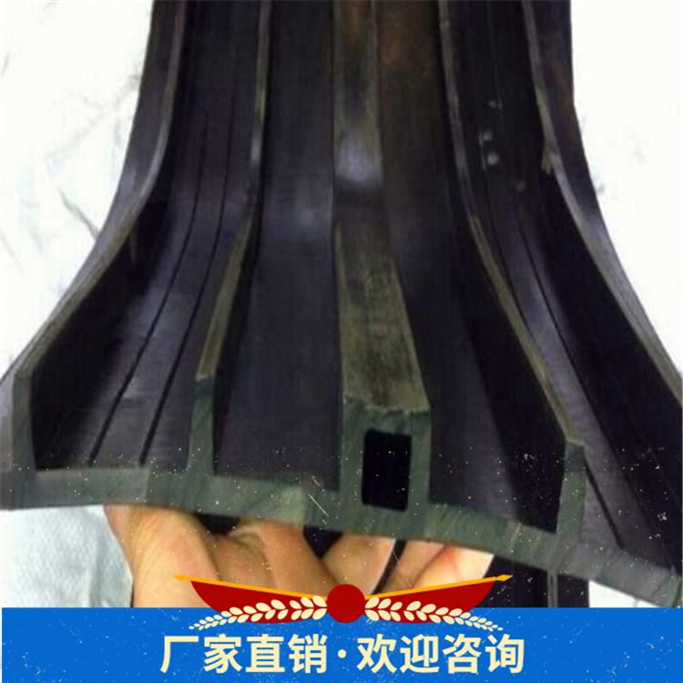 定制背贴式止水带