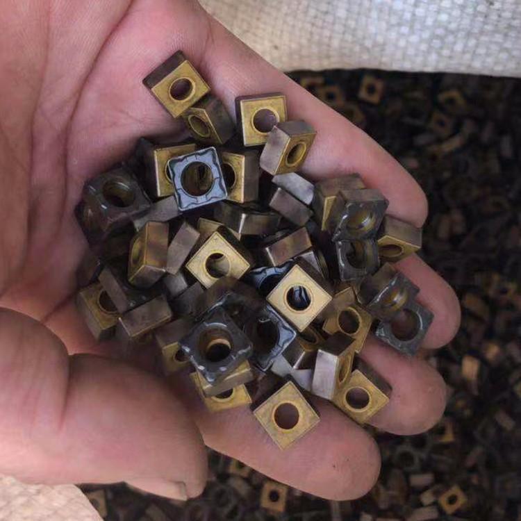 回收各类钨钢合金 并常年供应各种规格现货钨钢