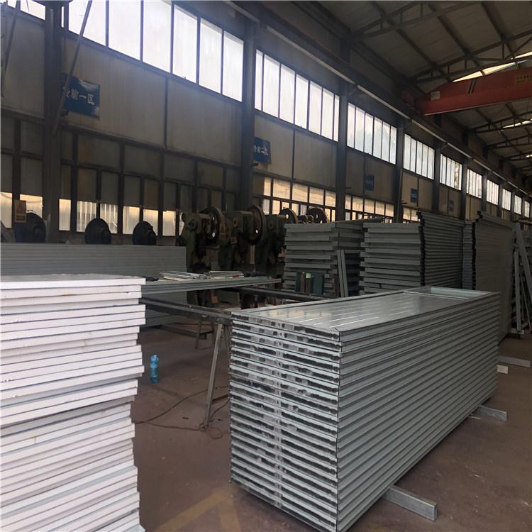 坚固耐腐蚀 彩钢立转窗 规格齐全 