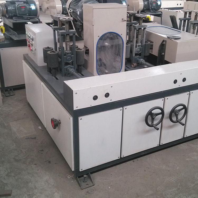 金属除尘方管除锈抛光机视频方管四面双面抛光设备