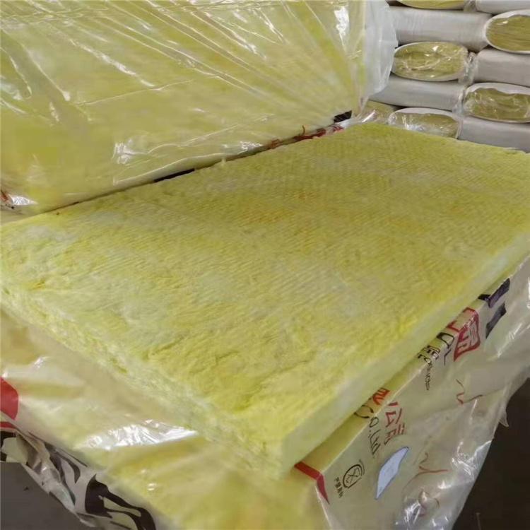 玻璃棉卷毡  A级玻璃棉卷毡  抽真空白色贴铝箔玻璃棉