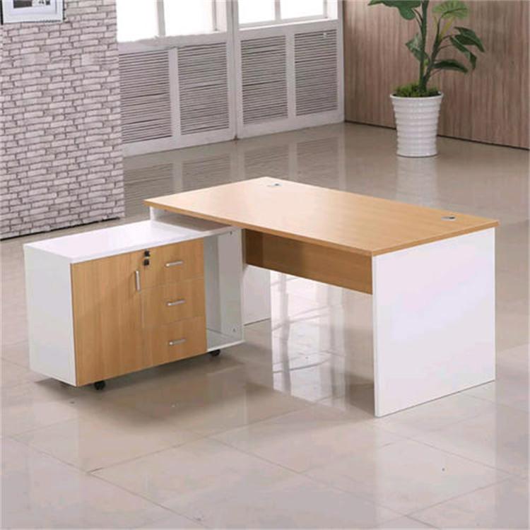 家具屏风卡位办公桌定做 时尚简约屏风卡位价格 定制办公家具