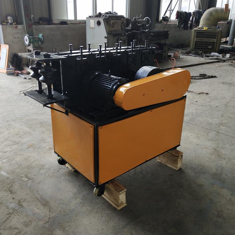 钢管调直除锈刷漆一体机 弯曲变形钢管拉直机