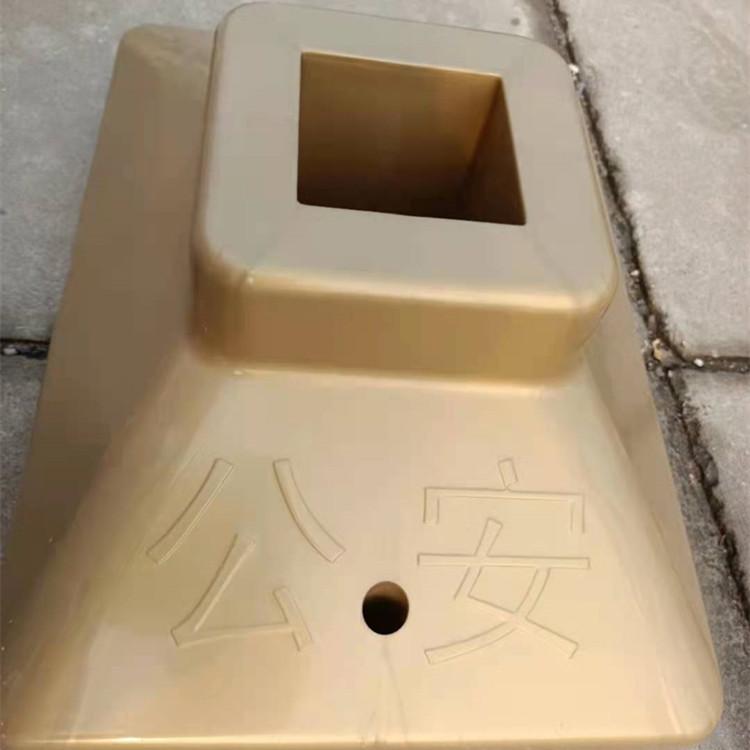 开口100方道路护栏底座 水泥地墩新材料FMC外壳市政公安底座