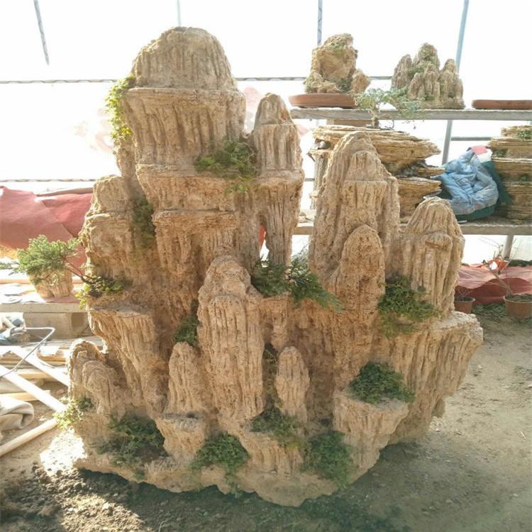 耀辉生产景观上水石假山等鱼缸石批发价格