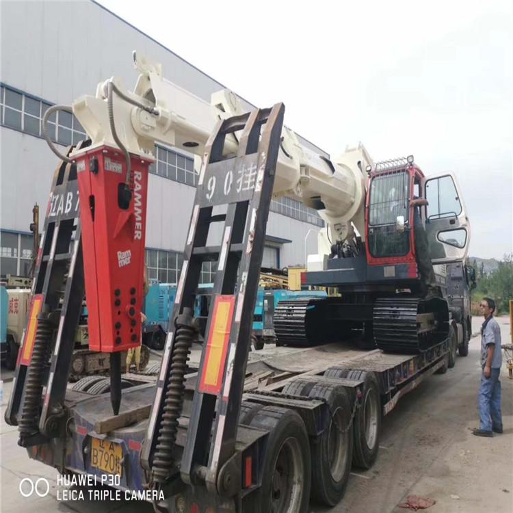 LB140型履带式拆炉机结实耐用欢迎选购