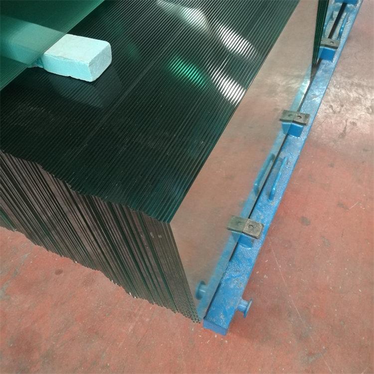 超白钢化玻璃 超白夹胶玻璃批量加工