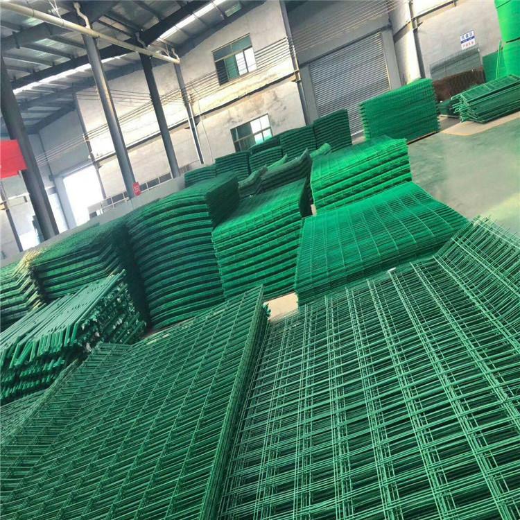 公路护栏网护栏安全防护网厂家直销欢迎致电