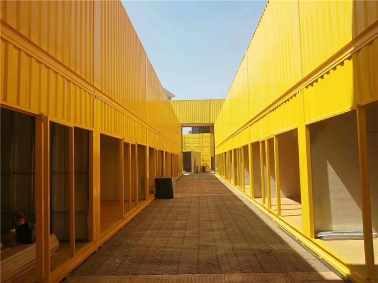 由钢质组成的抗震和抗变形的能力很强