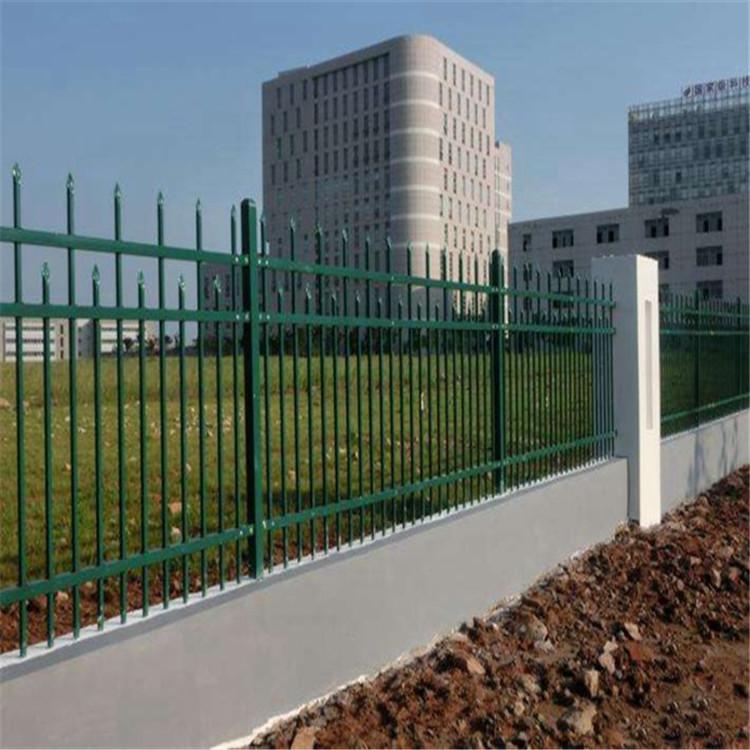 水泥围挡护栏厂家直销