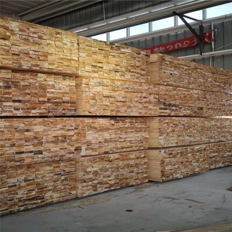 现货供应原木防腐木 定制批发 长期供应 原厂报价 规格齐全