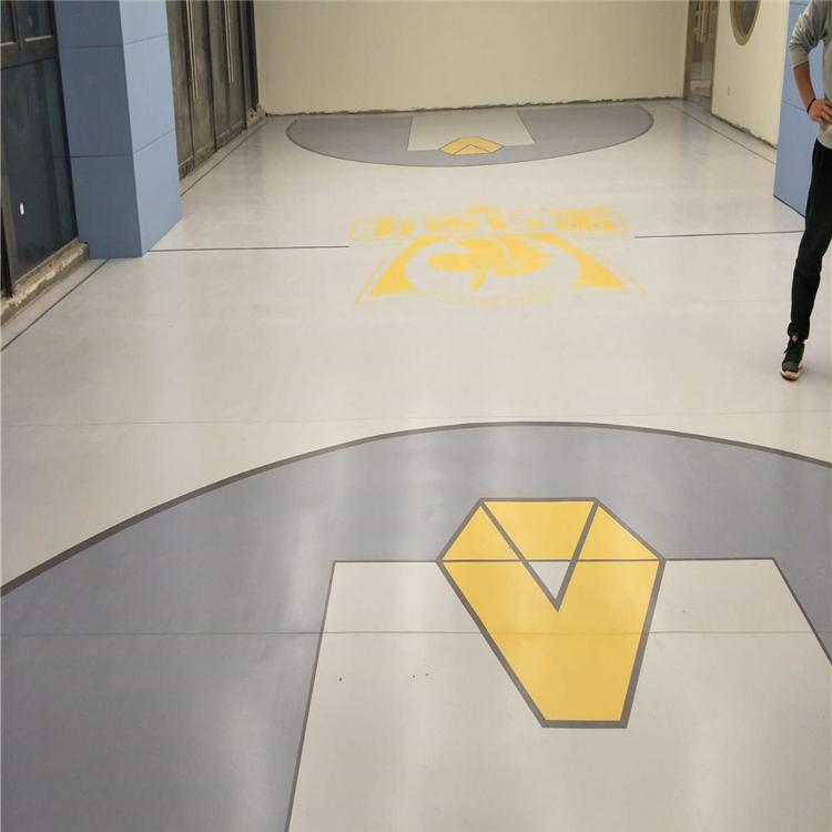 篮球场定制地板