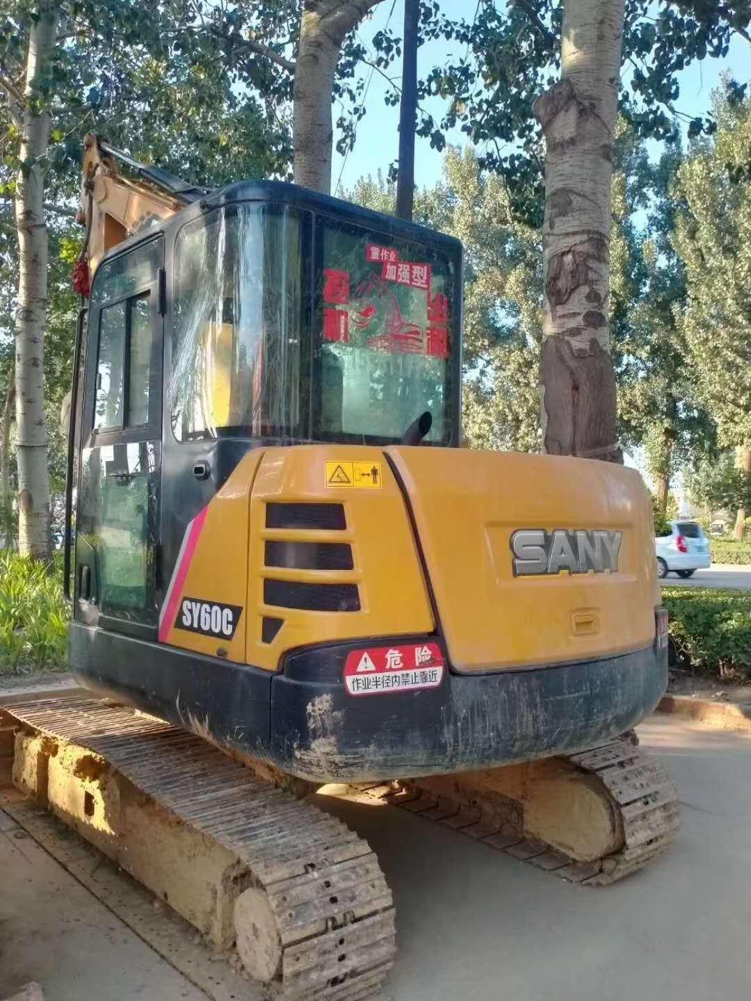 三一精品挖掘机17年60