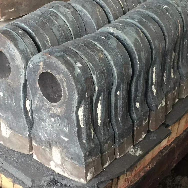 生产耐磨锤头 锻造锤头 高铬耐磨合金锤头