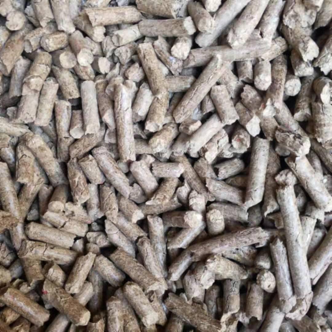 家用暖气炉松木燃烧颗粒工业采暖炉用生物质颗粒杂木生物质