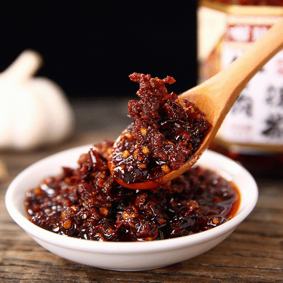 香辣牛肉酱拌饭拌面超下饭酱料秘制配方调料调味品代加工