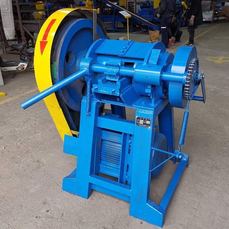 晨兴 废旧轮胎切割机 小型轿车防爆真空胎双面侧壁切边圈机